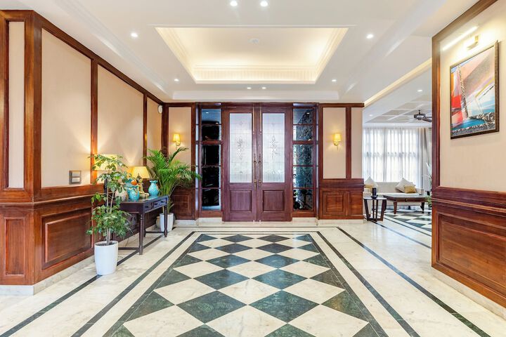 Hotel Interior 4 of 29