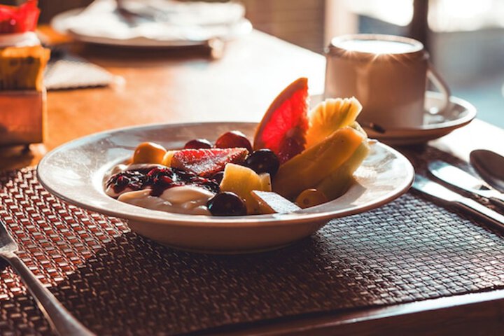 Breakfast/Coffee Service 25 of 33