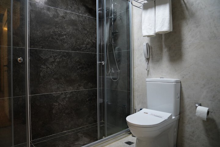Clean Restrooms