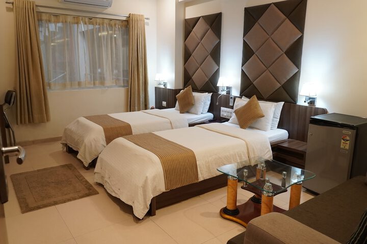 Room 10 of 23