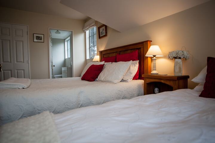 Room 3 of 36