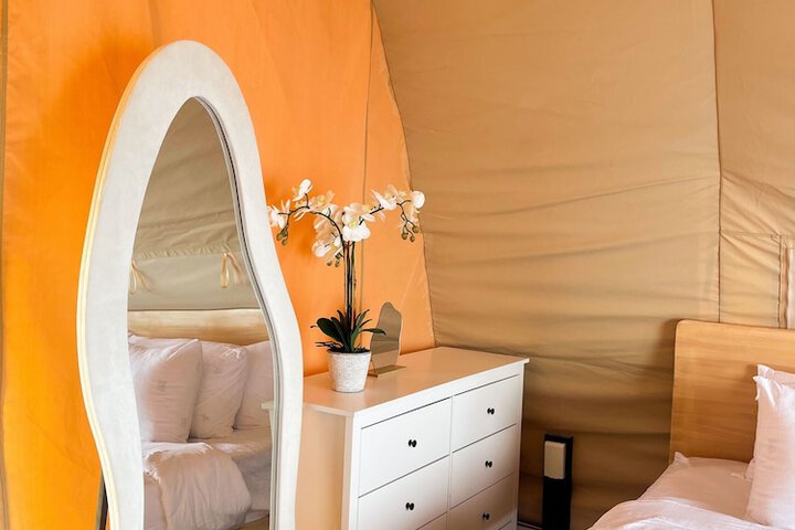 Room 3 of 15