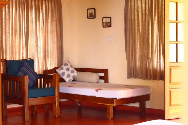 Room 10 of 49