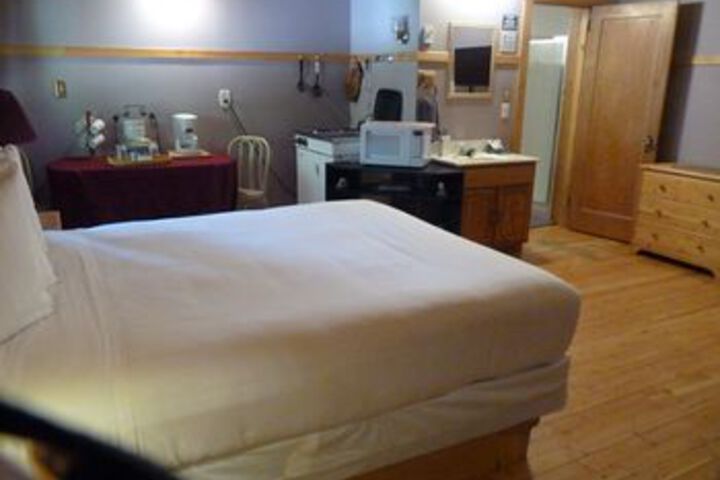 Room 8 of 21