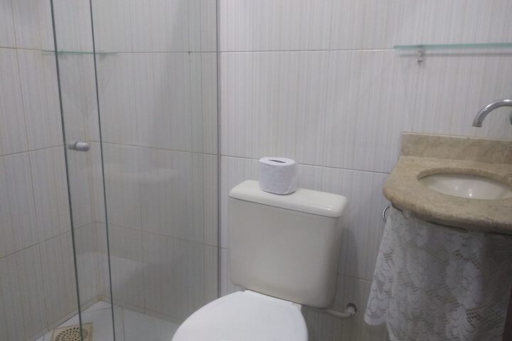 Room 5 of 27