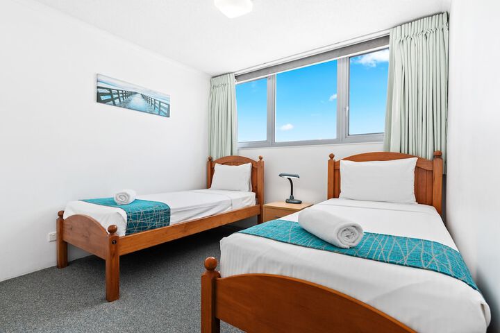Room 21 of 168