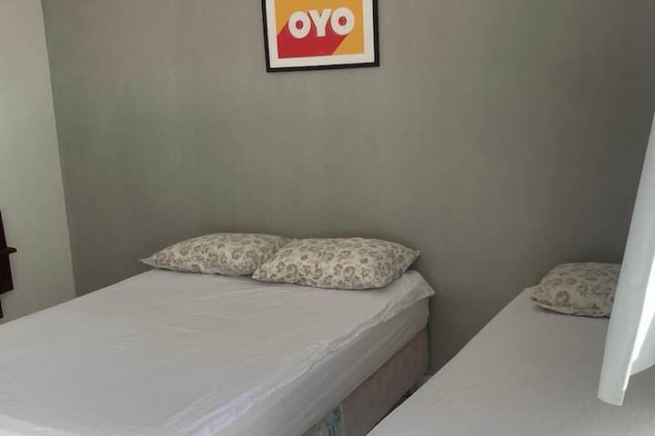 Room 2 of 13