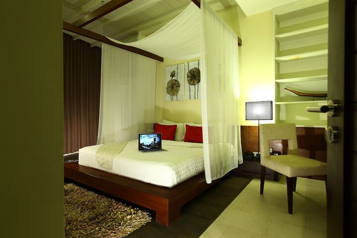 Room 15 of 95