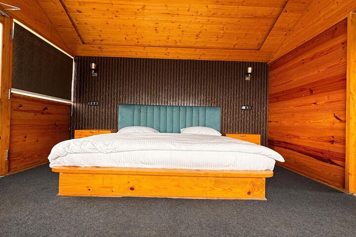 Room 29 of 64