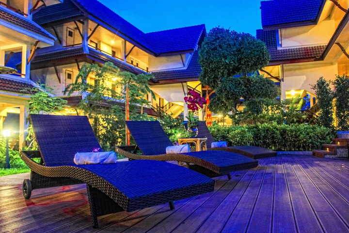 Sundeck 139 of 143