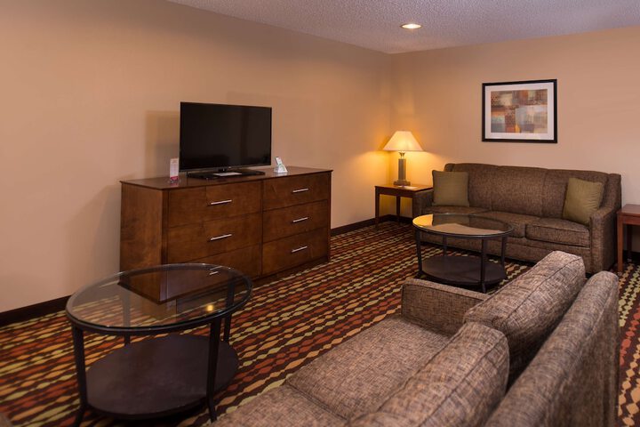 Room 32 of 82