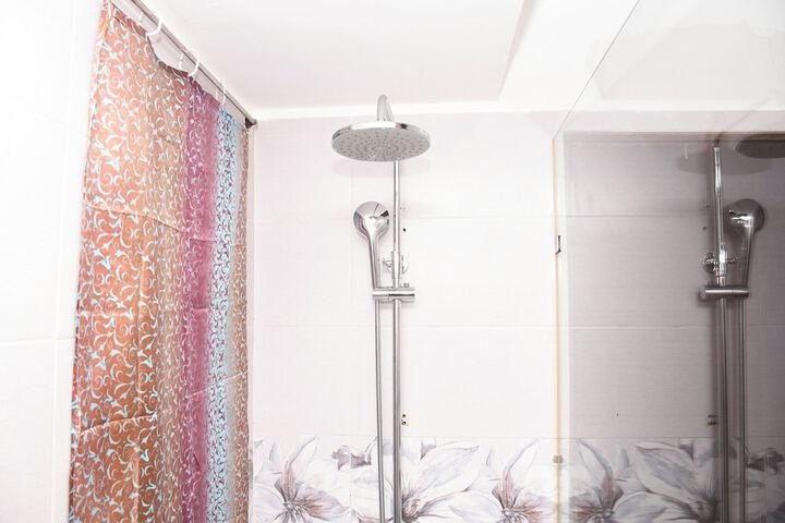 Room 25 of 58