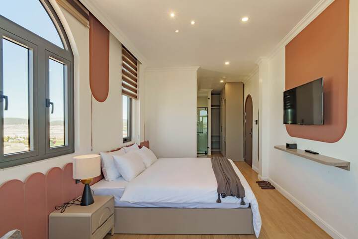 Room 38 of 71