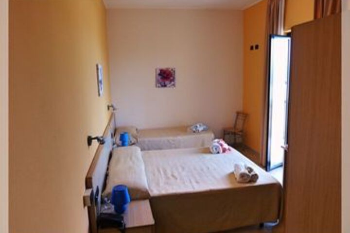 Room 41 of 70