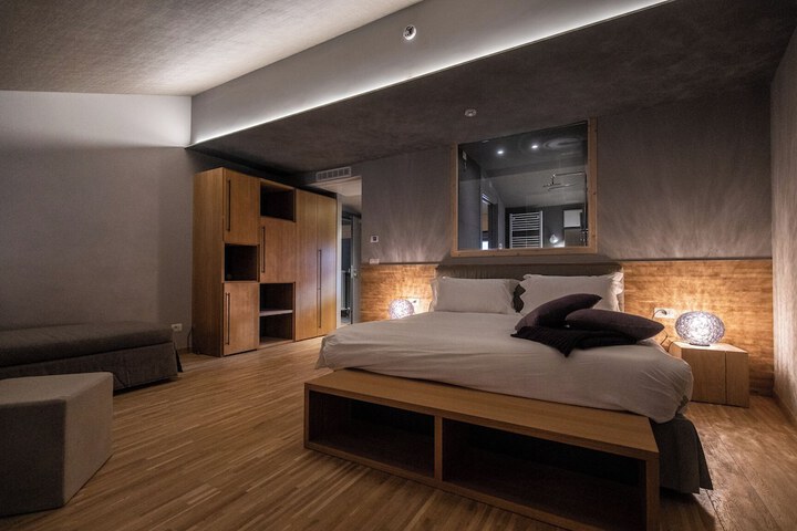 Room 20 of 85
