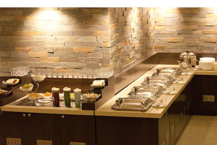 Dining Photos