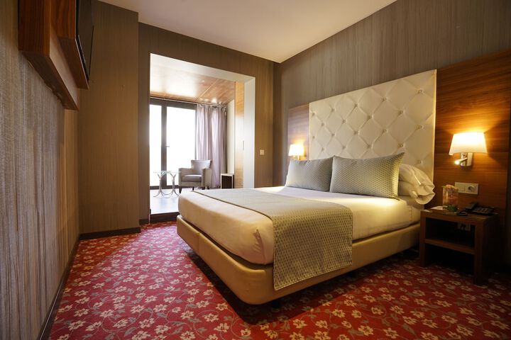 Room 5 of 55