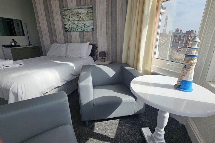 Room 41 of 51