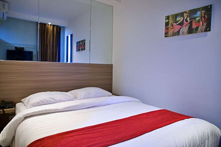Room 3 of 22