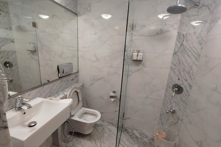 Bathroom Interior Photo