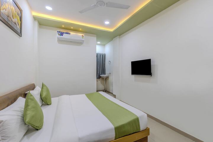 Room 5 of 36