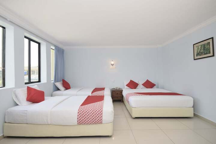 Photo of Super OYO 969 Hotel Pantai View