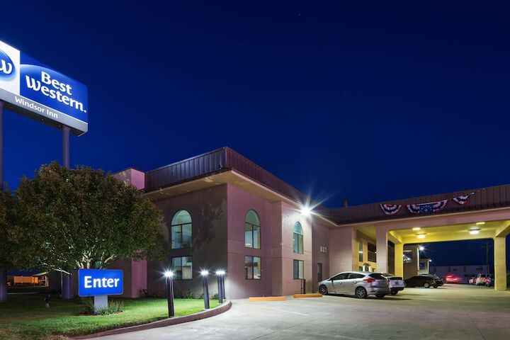 Hotel Entry