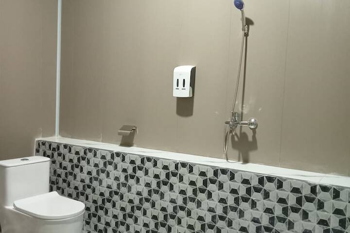 Room 20 of 29