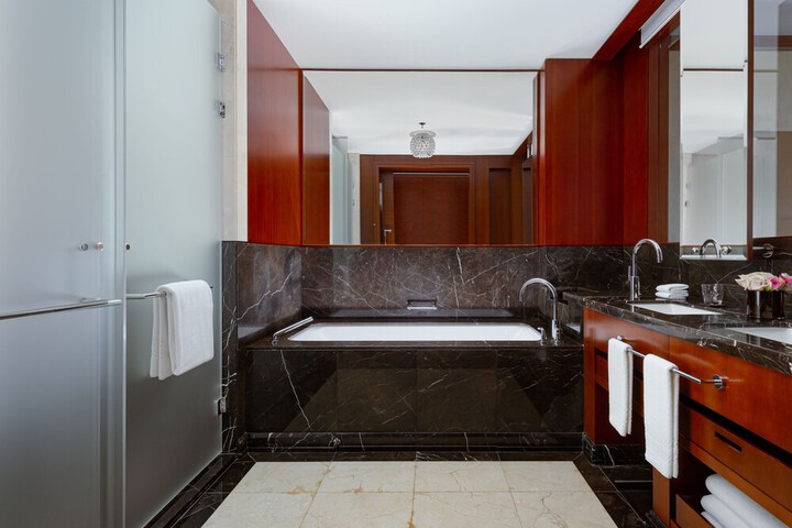 Bath Photo