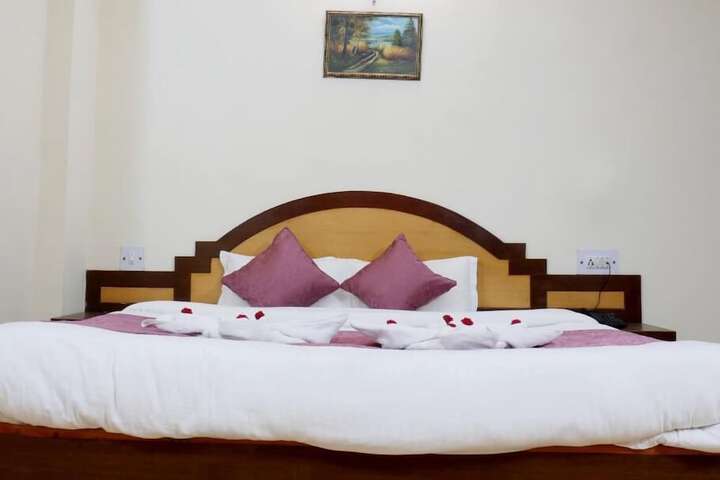 Room 6 of 48