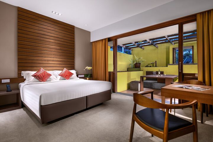 Room 52 of 95