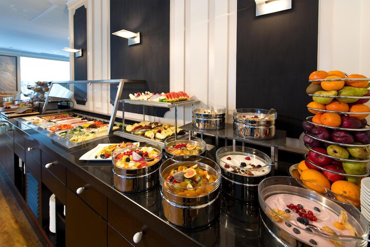 Breakfast/Coffee Service 78 of 116