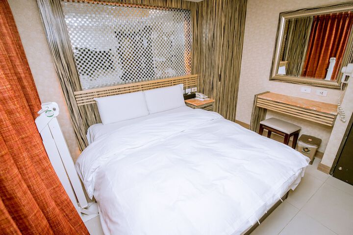 Room 21 of 72