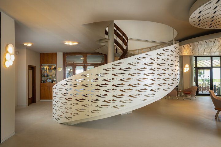 Lobby Entry