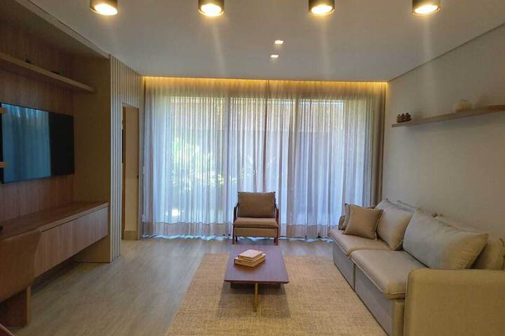 Room 93 of 228