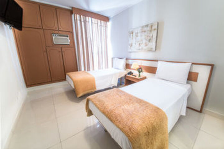 Room 17 of 26