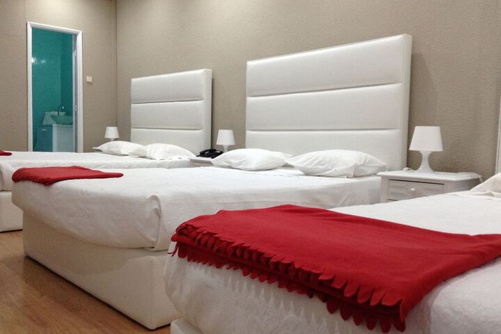 Room 11 of 29