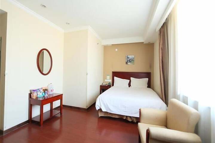 Room 12 of 54