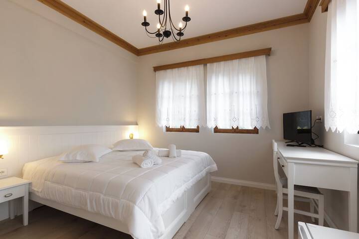 Room 15 of 58