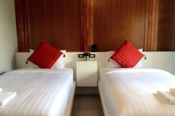Room 3 of 22