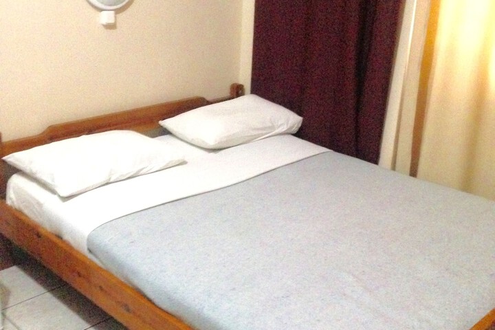 Room 2 of 15