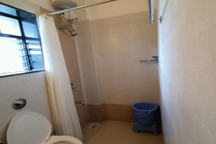 Room 18 of 26