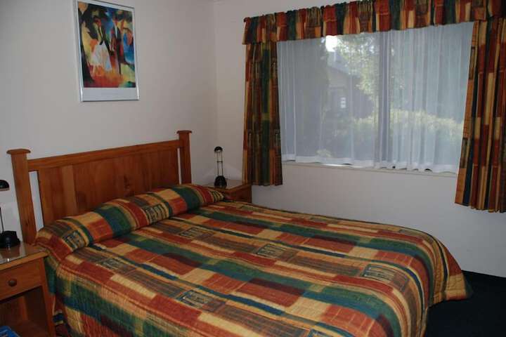 Room 5 of 25