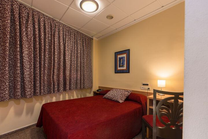 Room 18 of 35