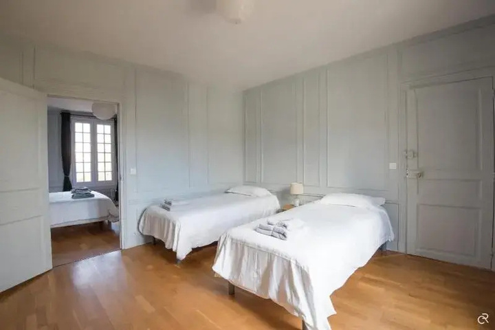 guest_rooms