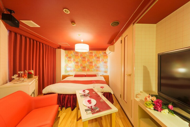 Room 9 of 49