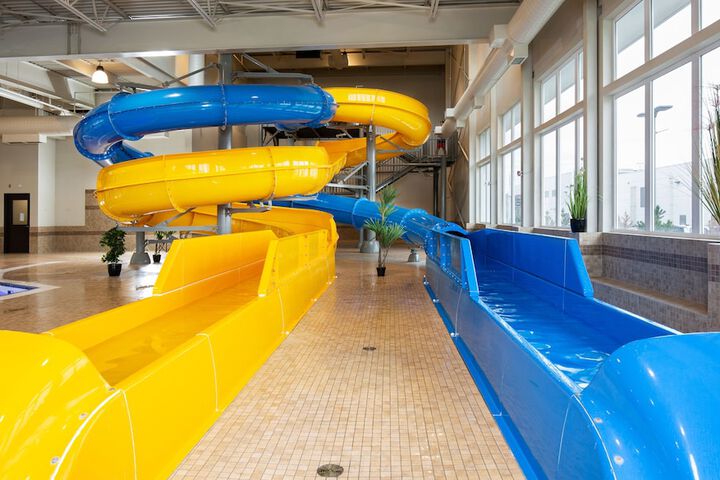 Pool 35 of 52