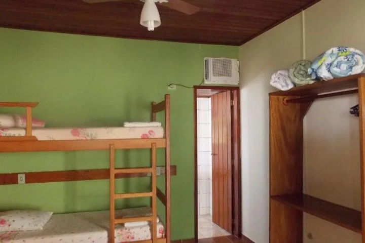 Room 3 of 18