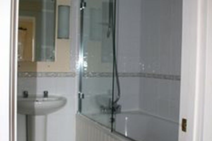 Room 2 of 20