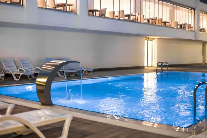 Pool 21 of 45